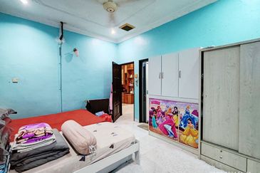 Taman Cengal Indah Kulim Fully Renovated Free Facing Semi D 