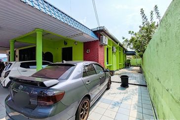 Taman Cengal Indah Kulim Fully Renovated Free Facing Semi D 