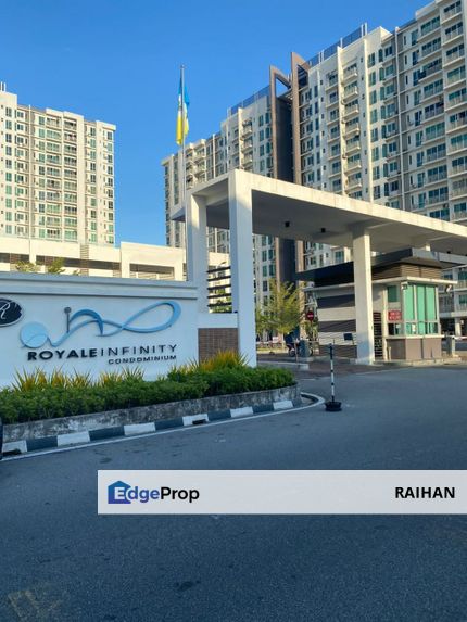 Royale Infinity Renovated Fully Furnished Condo Batu Kawan , Penang, Bukit Minyak