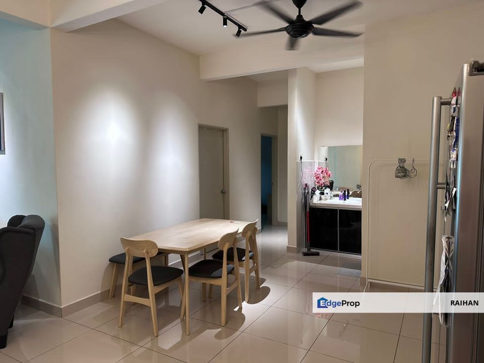 Royale Infinity Renovated Fully Furnished Condo Batu Kawan , Penang, Bukit Minyak