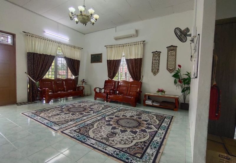 TAMAN KEMANGI - K.NERANG