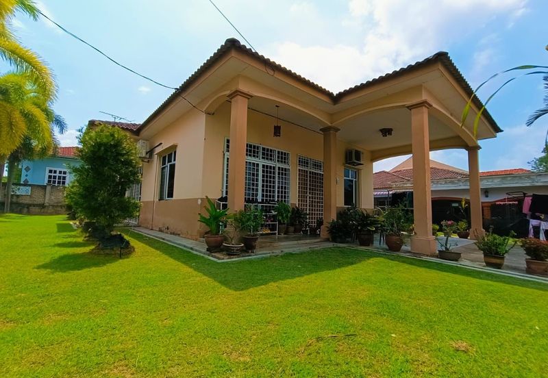 TAMAN KEMANGI - K.NERANG