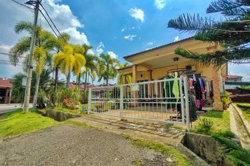 TAMAN KEMANGI - K.NERANG