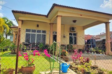 TAMAN KEMANGI - K.NERANG