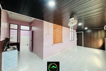 Kulim Hi-Tech Renovated Teres Dapur Extend