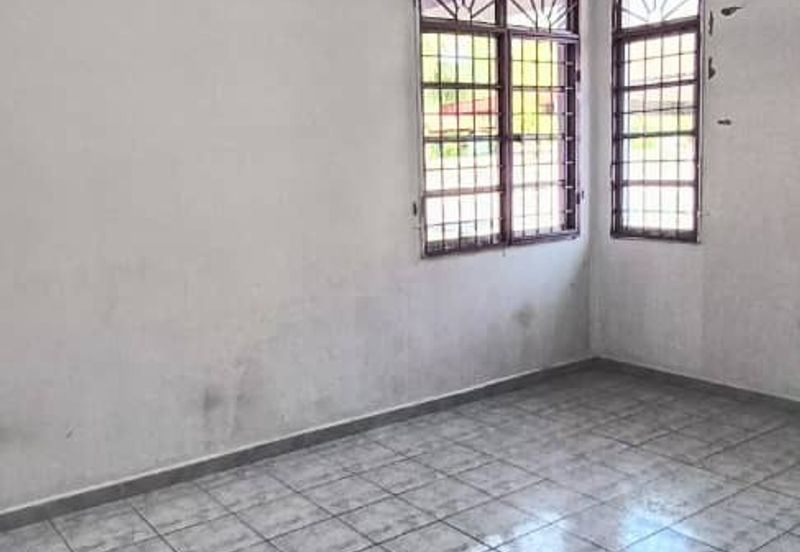 Kulim Hi-Tech Renovated Teres Dapur Extend