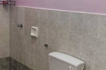 Kulim Hi-Tech Renovated Teres Dapur Extend