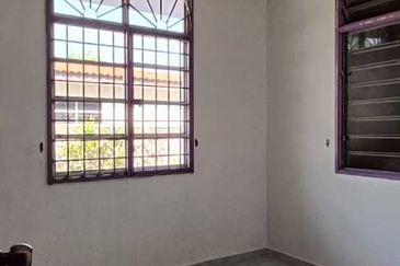 Kulim Hi-Tech Renovated Teres Dapur Extend