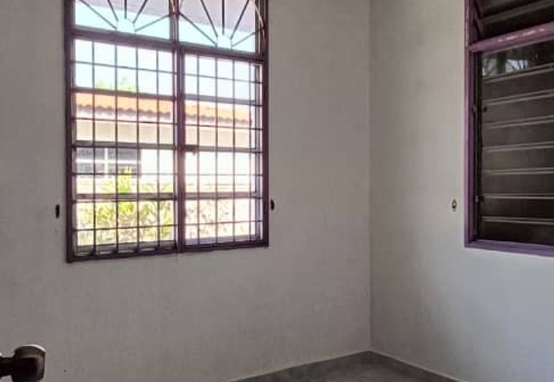 Kulim Hi-Tech Renovated Teres Dapur Extend