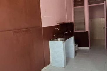 Kulim Hi-Tech Renovated Teres Dapur Extend