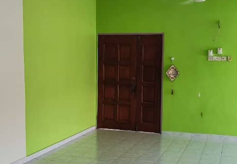 Kulim Hi-Tech Renovated Teres Dapur Extend