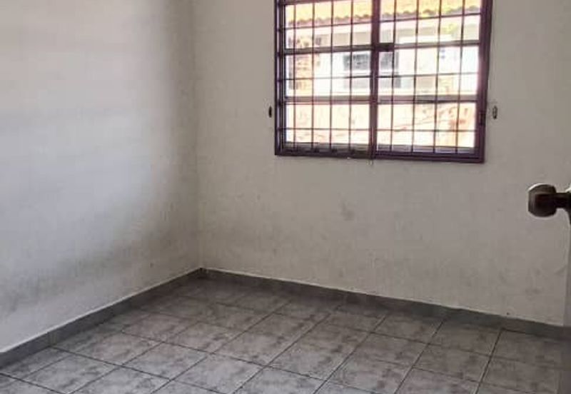 Kulim Hi-Tech Renovated Teres Dapur Extend