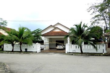 Taman Bukit Bayu