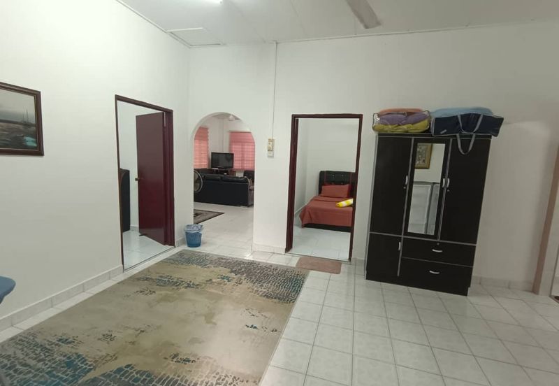 Kampung Rantau Panjang Kepala Batas