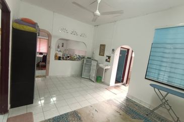 Kampung Rantau Panjang Kepala Batas