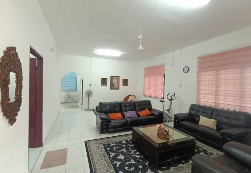 Kampung Rantau Panjang Kepala Batas