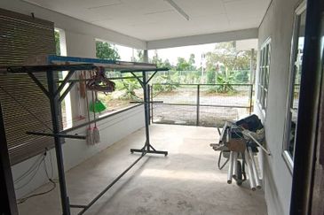 Kampung Rantau Panjang Kepala Batas