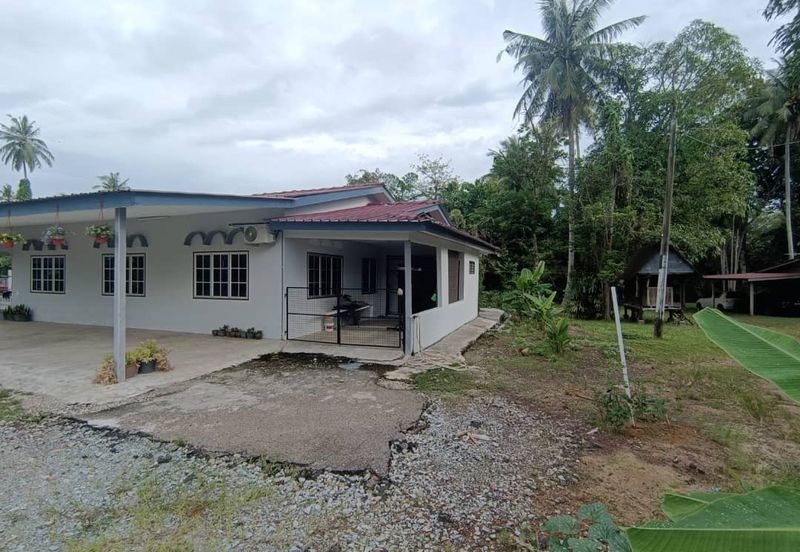 Kampung Rantau Panjang Kepala Batas