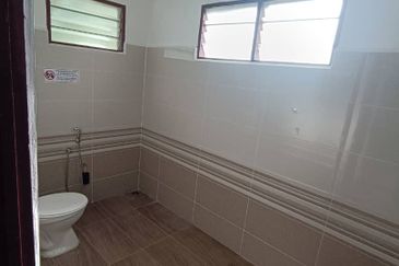 Kampung Rantau Panjang Kepala Batas