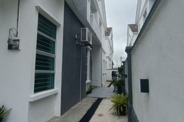 Taman Tunku Intan Safinaz