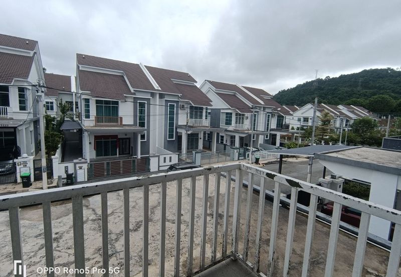 Taman Tunku Intan Safinaz