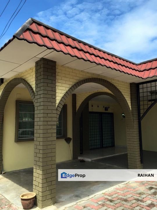 Taman Robina Air Tawar Butterworth Penang Freehold Fully Furnished Semi D with Extended Kitchen , Penang, Air Tawar