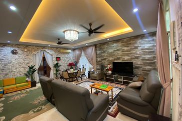 Taman Jawi Indah Sungai Jawi Penang Fully Renovated Freehold Semi D Extended Kitchen 