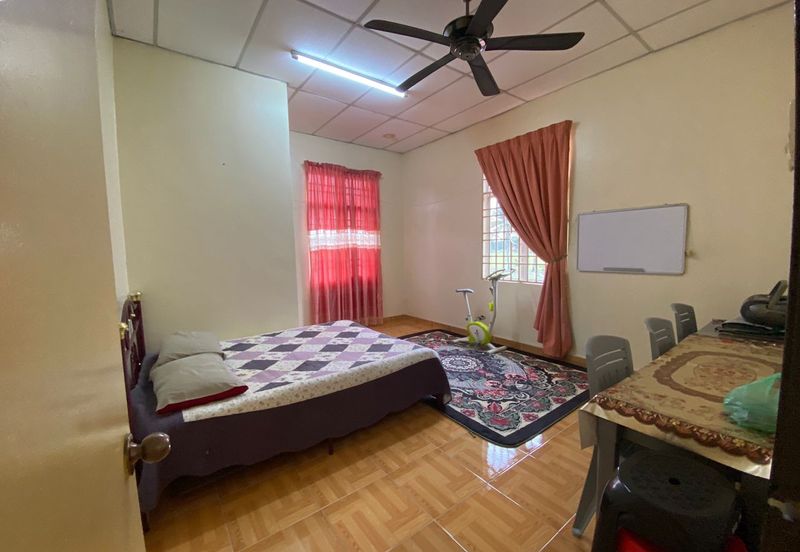 Taman Jawi Indah Sungai Jawi Penang Fully Renovated Freehold Semi D Extended Kitchen 