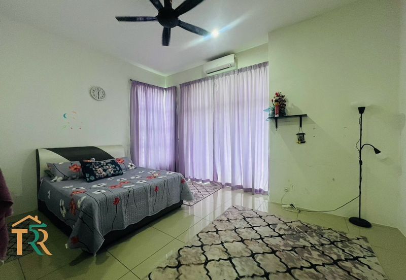 Simfoni West Taman Tunku Intan Safinaz