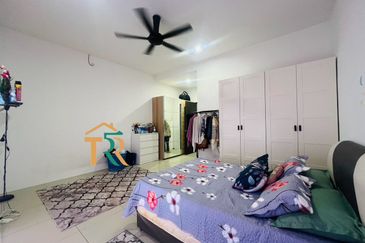 Simfoni West Taman Tunku Intan Safinaz