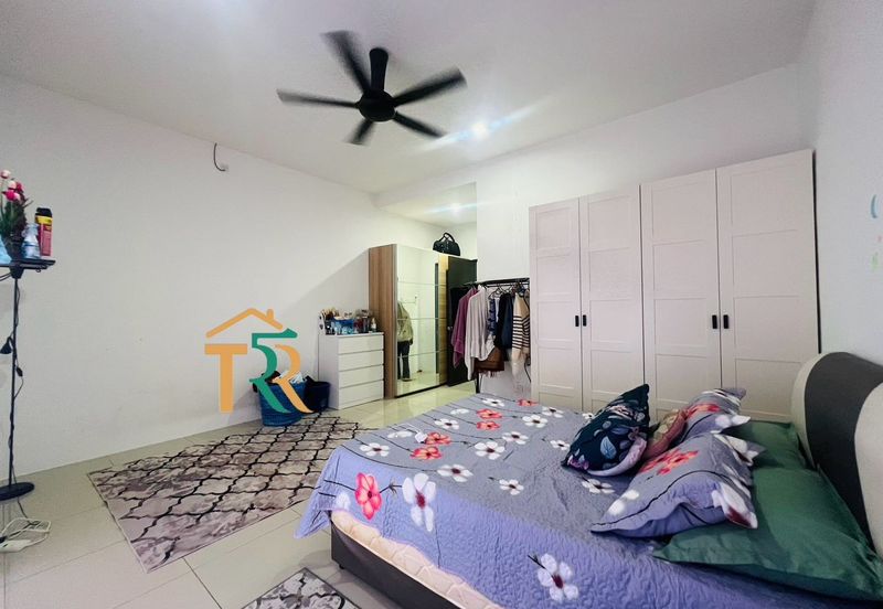 Simfoni West Taman Tunku Intan Safinaz