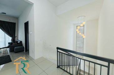 Simfoni West Taman Tunku Intan Safinaz