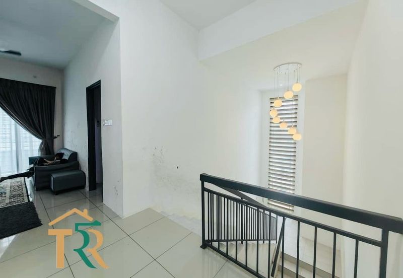 Simfoni West Taman Tunku Intan Safinaz