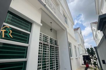 Simfoni West Taman Tunku Intan Safinaz