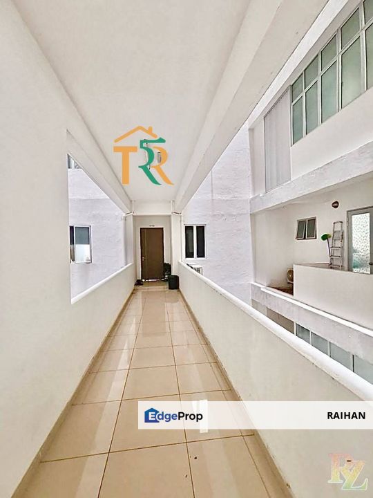 Platinum III Bayan Lepas Freehold Renovated Condo with 2 Balconies , Penang, Bayan Lepas