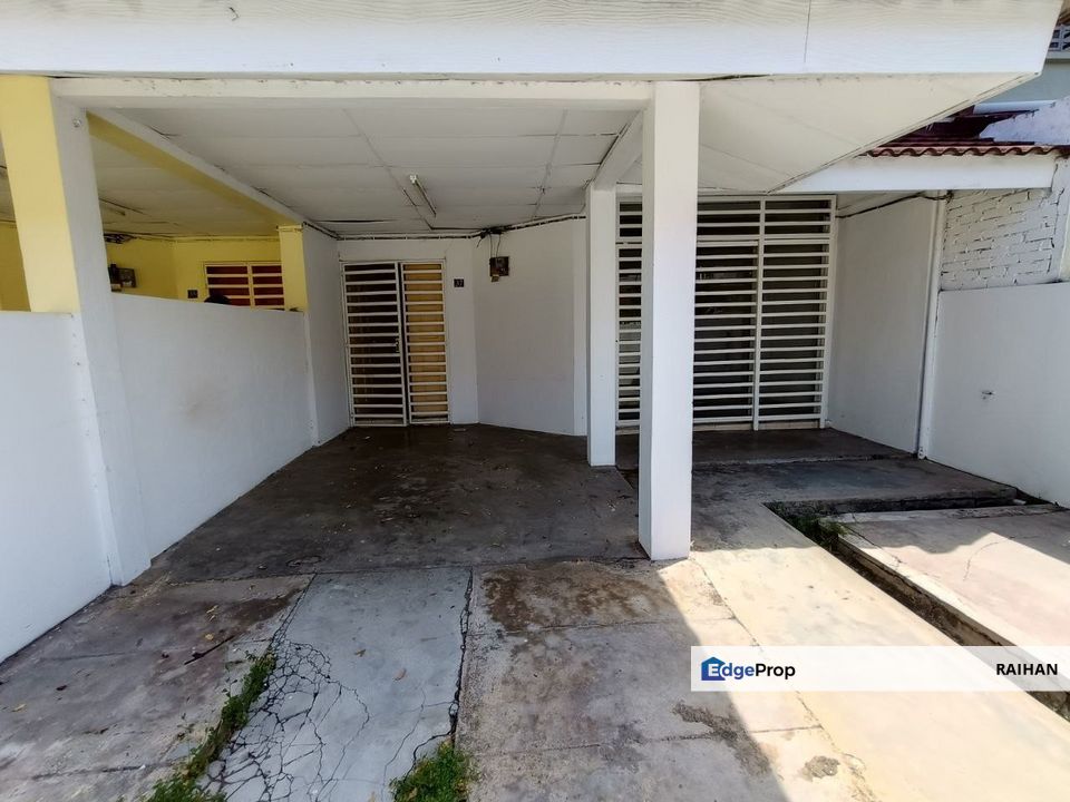 Taman Sejahtera Indah Butterworth Penang Freehold Terrace with Backyard negotiable , Penang, Air Tawar