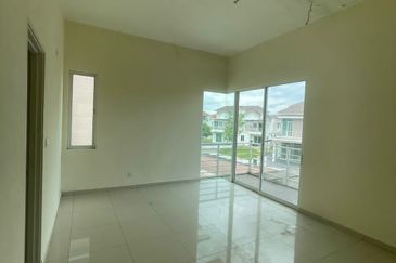 Parkview Residences Corner Lot