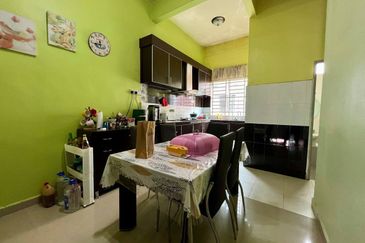 TAMAN SAGA(JALAN ALOR MENGKUDU)