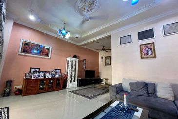 TAMAN SAGA(JALAN ALOR MENGKUDU)