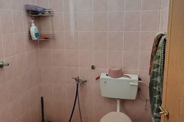 TAMAN DARULAMAN (JALAN STADIUM)