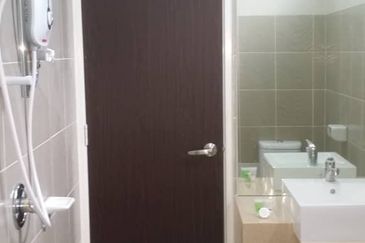 Simfonia Tanjung Tokong Penang Partially Furnished Terrace 