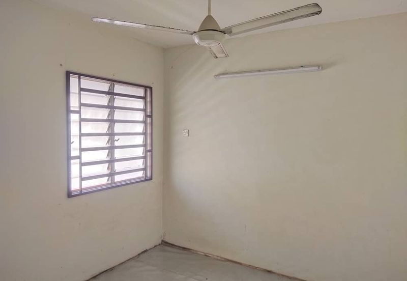 Taman Halaman Seroja