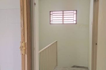 Taman Halaman Seroja