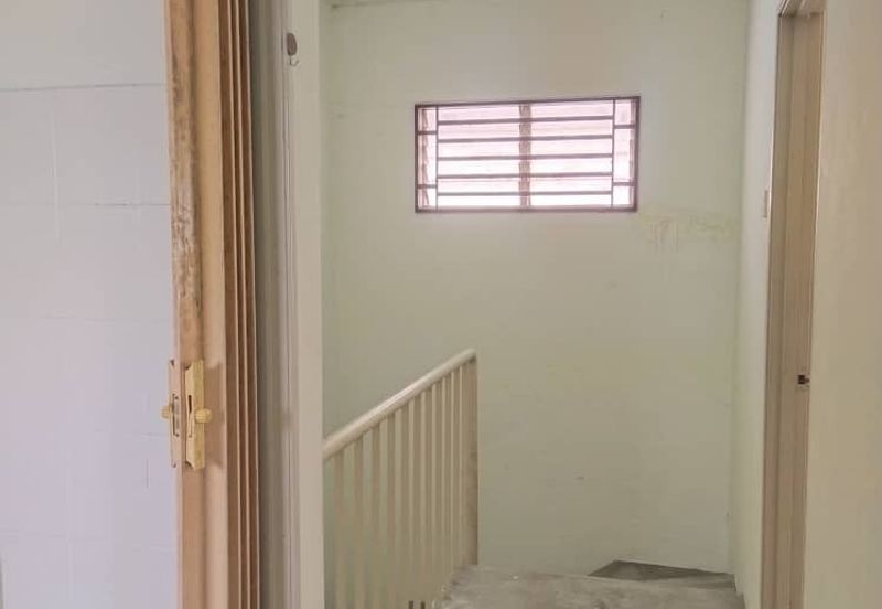 Taman Halaman Seroja