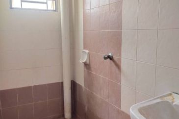 Taman Halaman Seroja