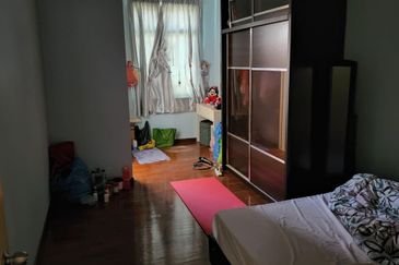 Lembah Permai Tanjung Bungah 2 Storey House For Sale 