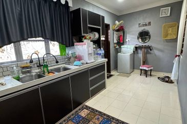 TAMAN LEMBAH IMPIANA