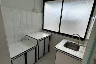 Pangsapuri Paya Terubong Georgetown Renovated 