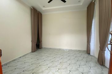 Kampung Sungai Mas Machang Kelantan Banglo dengan Tanah Luas 