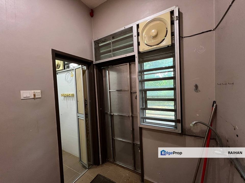 Taman Seri Murai Simpang Ampat Freehold Non Fully Renovated Endlot Harga Negotiable , Penang, Simpang Ampat